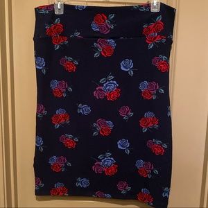 Rose 🌹 LulaRoe Cassie Skirt
